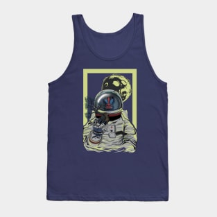 ape astronauts Tank Top